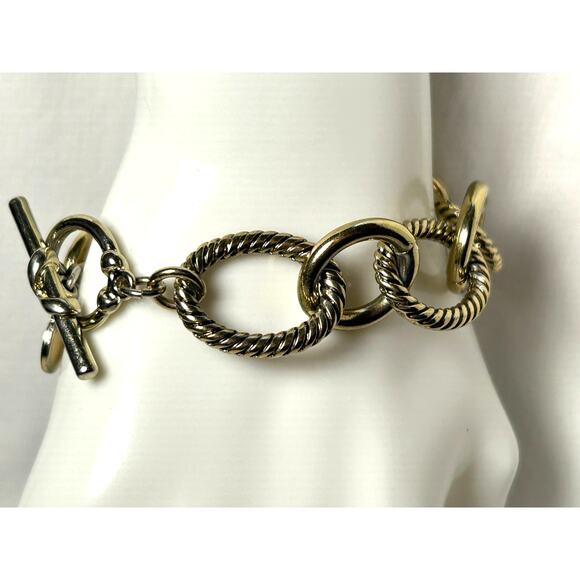 Gold Tone Alternating Rope and Brushed Round Link Toggle Clasp Bracelet 6 1/2" - Picture 1 of 10